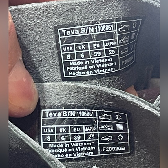 Teva Women's MAHONIA SLIDE, black size 8 - Picture 9 of 10